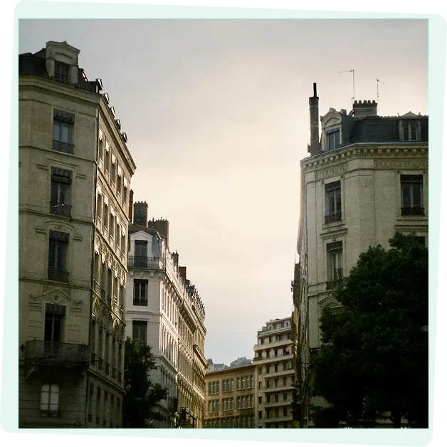 Agence Adistrate : expertise en création de sites web et SEO au cœur de Lyon