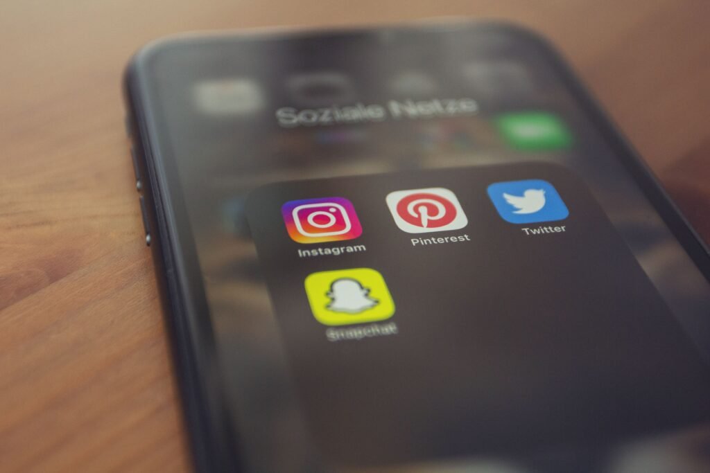 Réseaux sociaux sur un smartphone